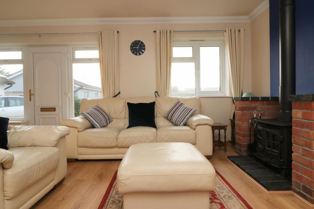 Holiday Bungalow, Short Drive To 7 Beaches! Saint Merryn Екстериор снимка